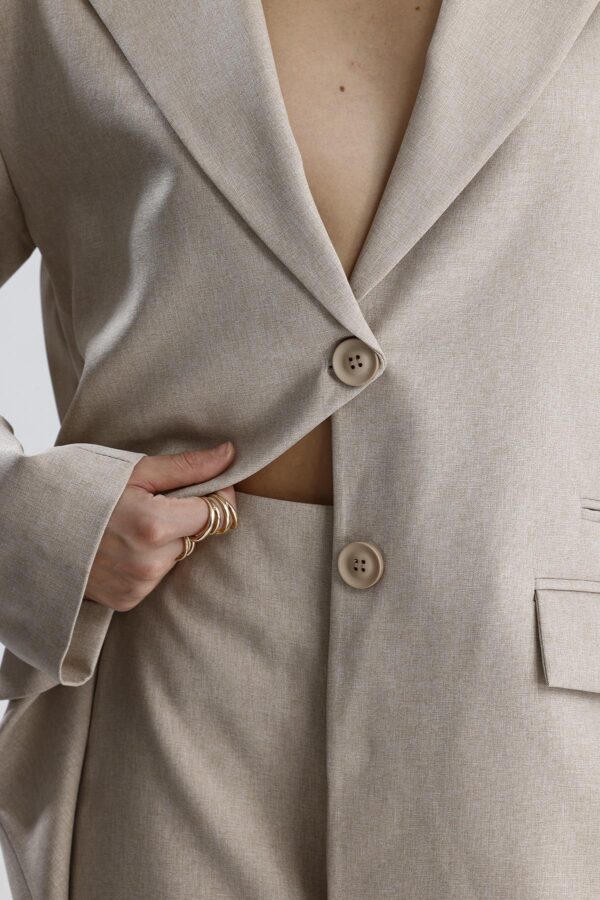 Üç Cepli Önü Düğmeli Oversize Blazer Ceket - Bej - Görsel 3